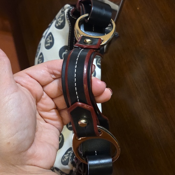 Dooney & Bourke Circle Hobo Bag NWOT - Picture 10 of 16